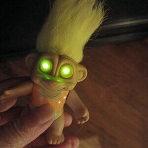 Vintage 1992 Soma Troll - Works - Eyes Light Up